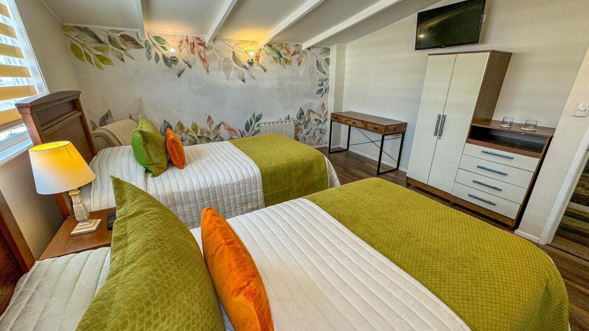 Hotel Puerta Del Lago Puerto Varas Buitenkant foto