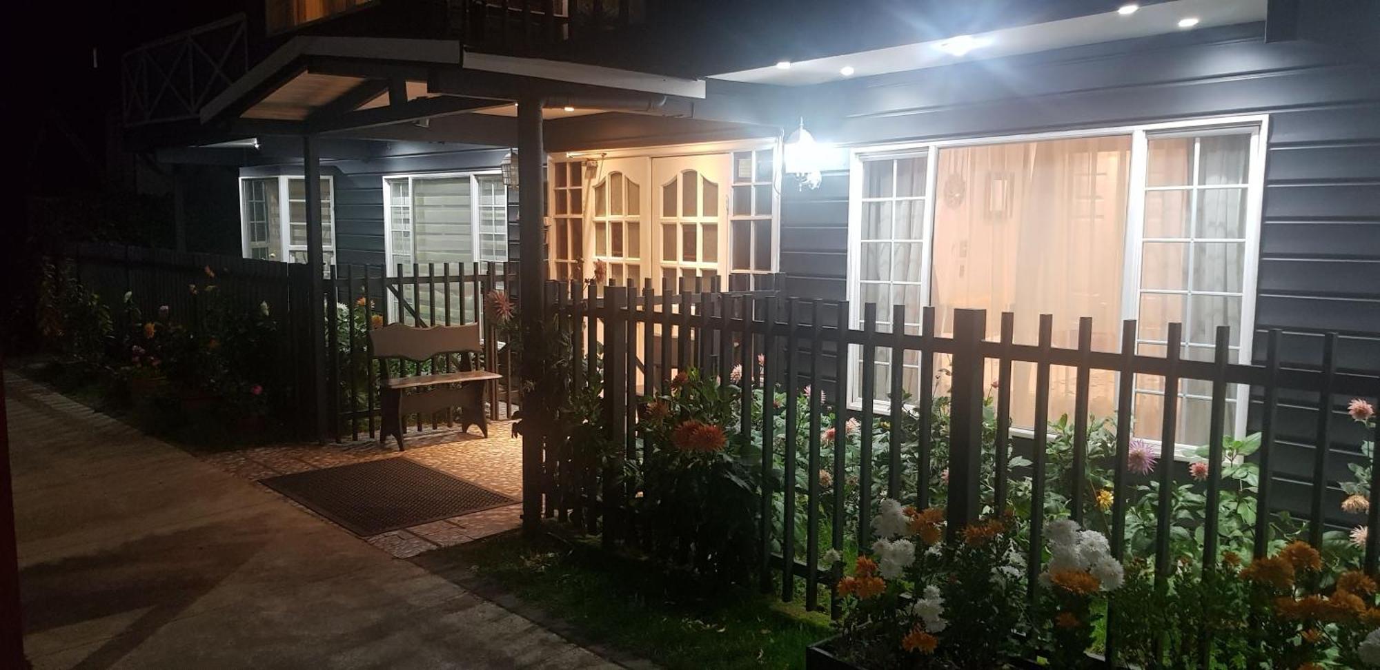 Hotel Puerta Del Lago Puerto Varas Buitenkant foto