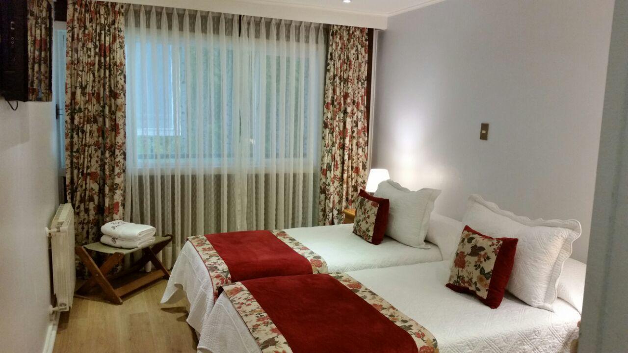 Hotel Puerta Del Lago Puerto Varas Buitenkant foto