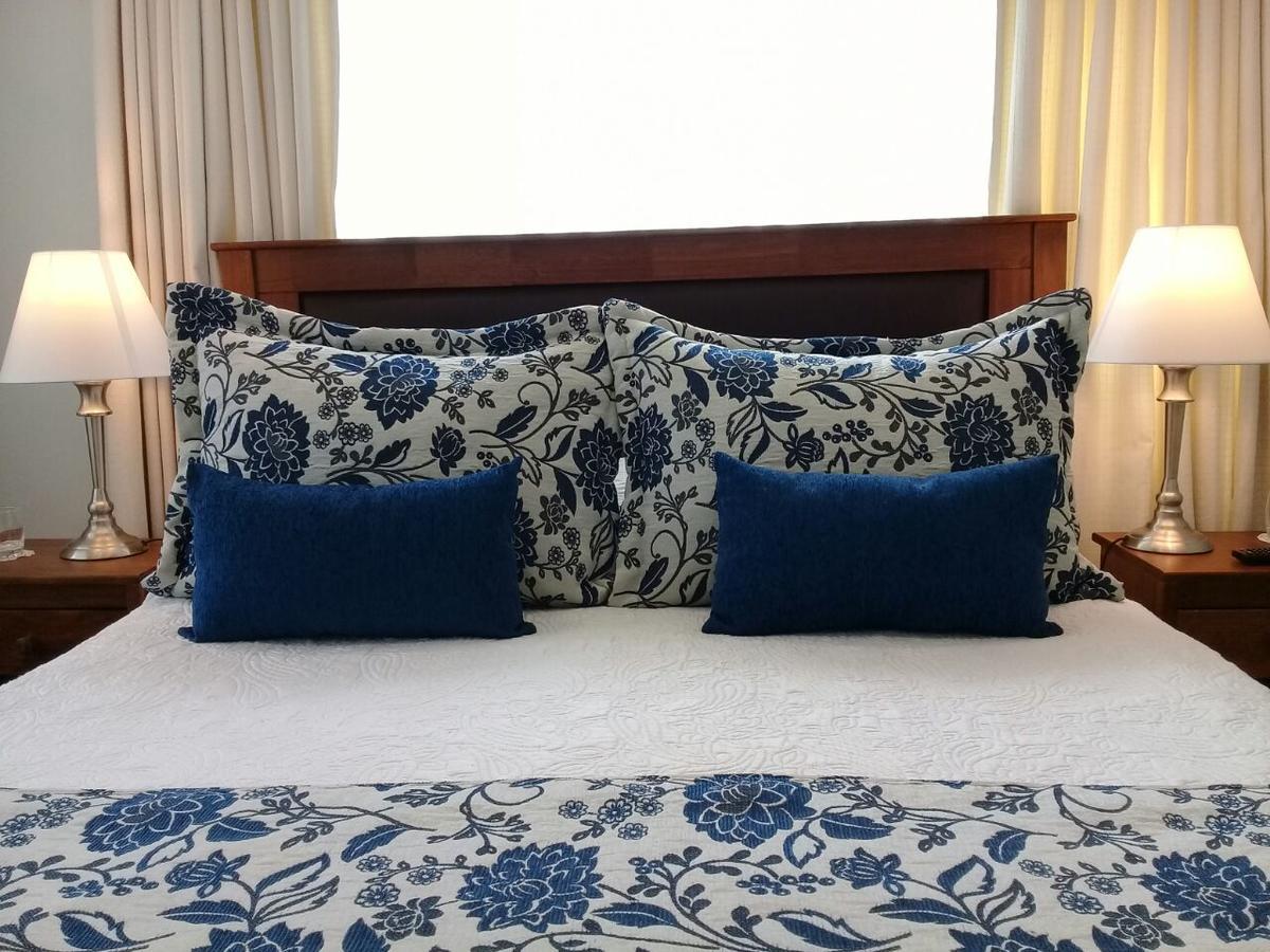 Hotel Puerta Del Lago Puerto Varas Buitenkant foto