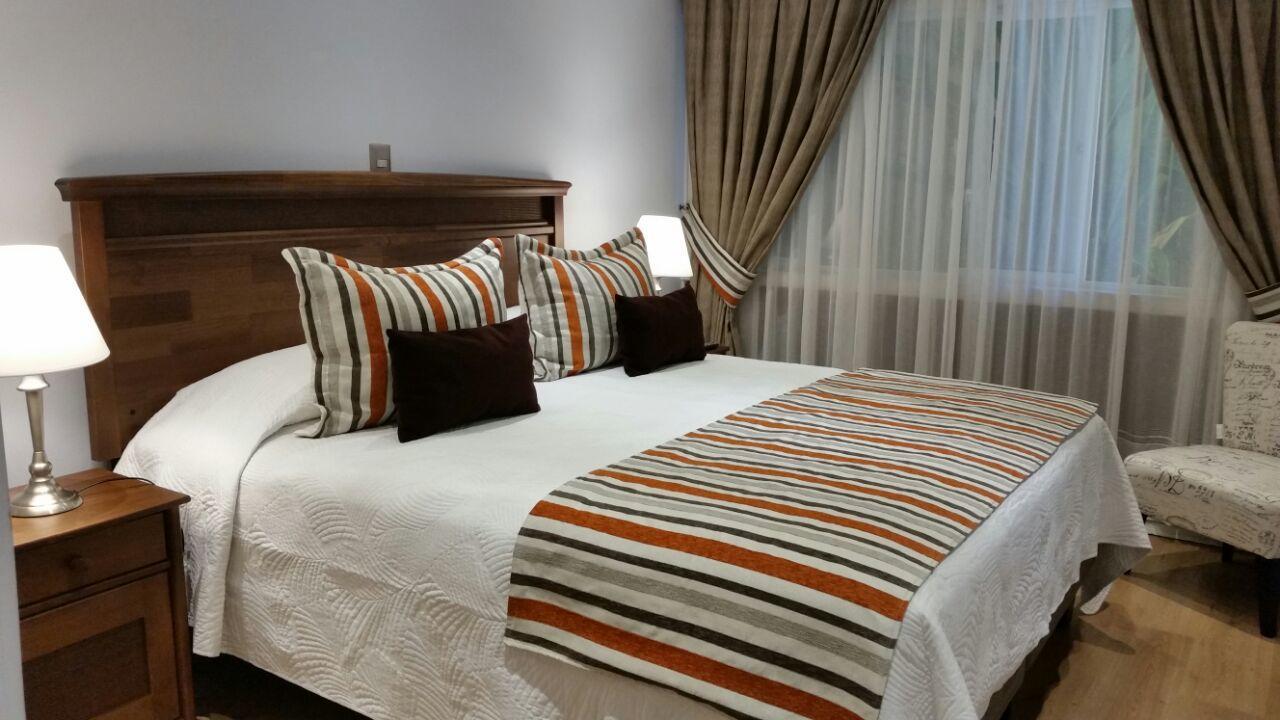 Hotel Puerta Del Lago Puerto Varas Buitenkant foto